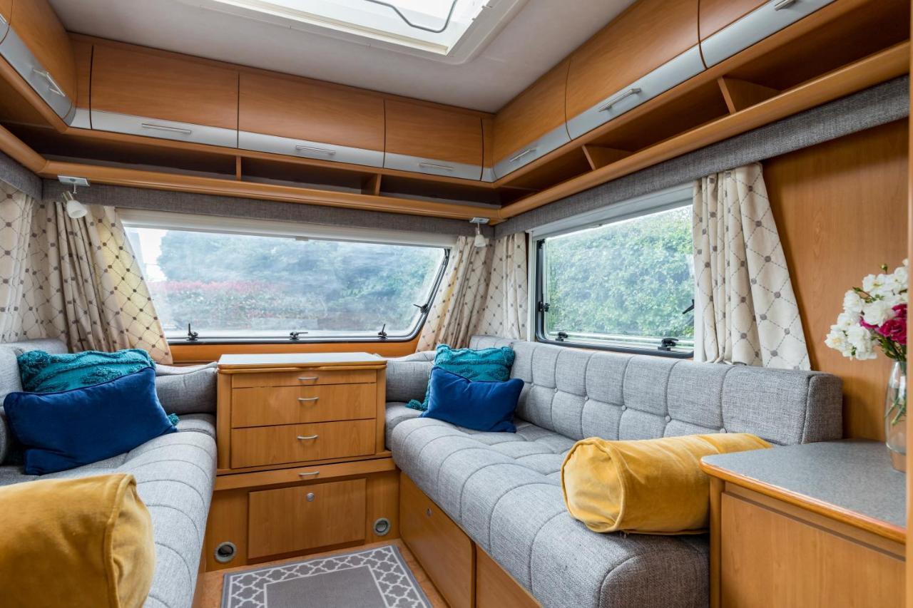 Cosy Caravan On Luxury Campsite Hulme End エクステリア 写真