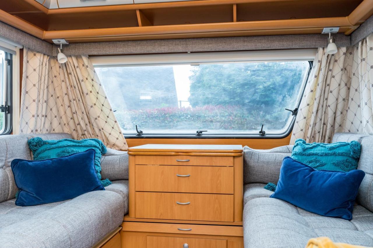 Cosy Caravan On Luxury Campsite Hulme End エクステリア 写真