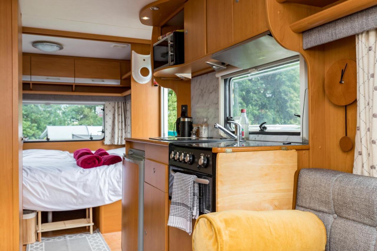 Cosy Caravan On Luxury Campsite Hulme End エクステリア 写真