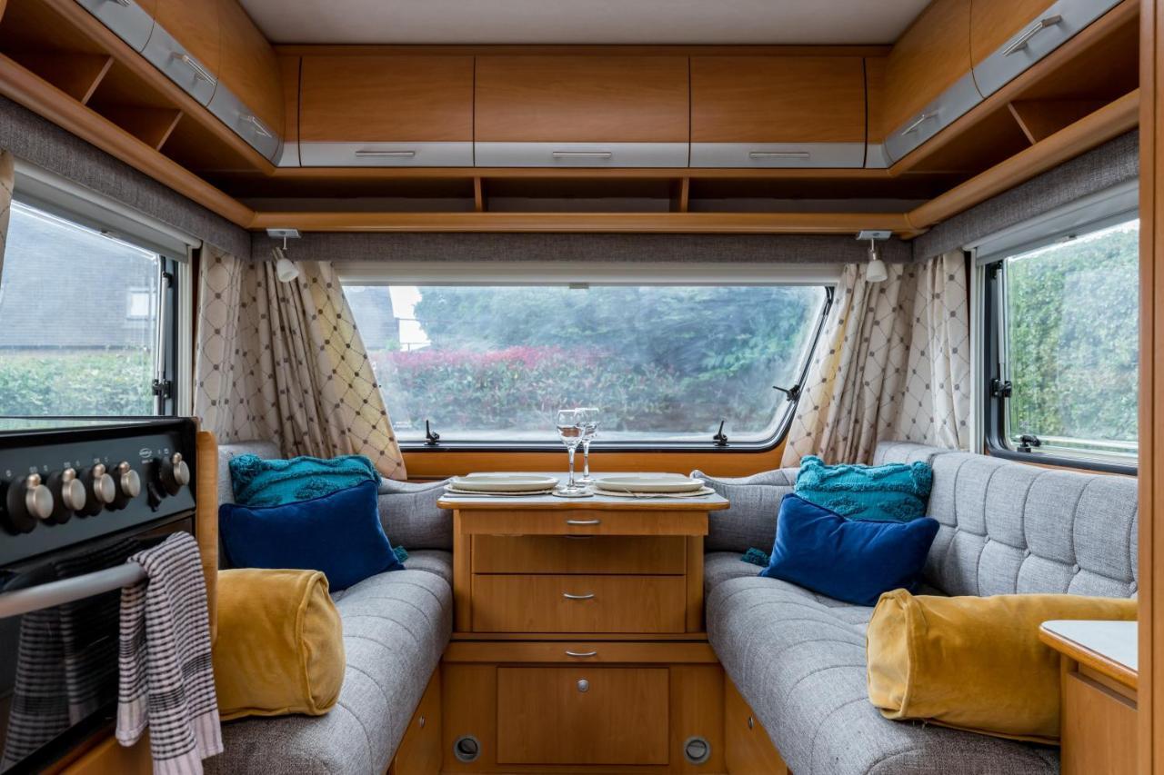 Cosy Caravan On Luxury Campsite Hulme End エクステリア 写真