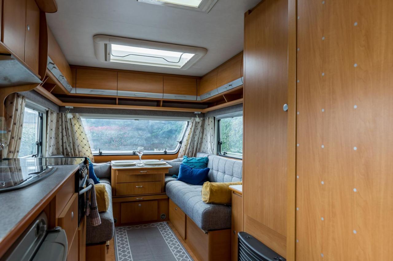Cosy Caravan On Luxury Campsite Hulme End エクステリア 写真
