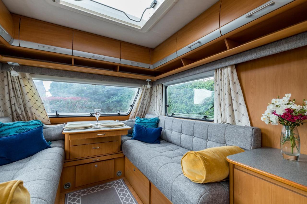 Cosy Caravan On Luxury Campsite Hulme End エクステリア 写真