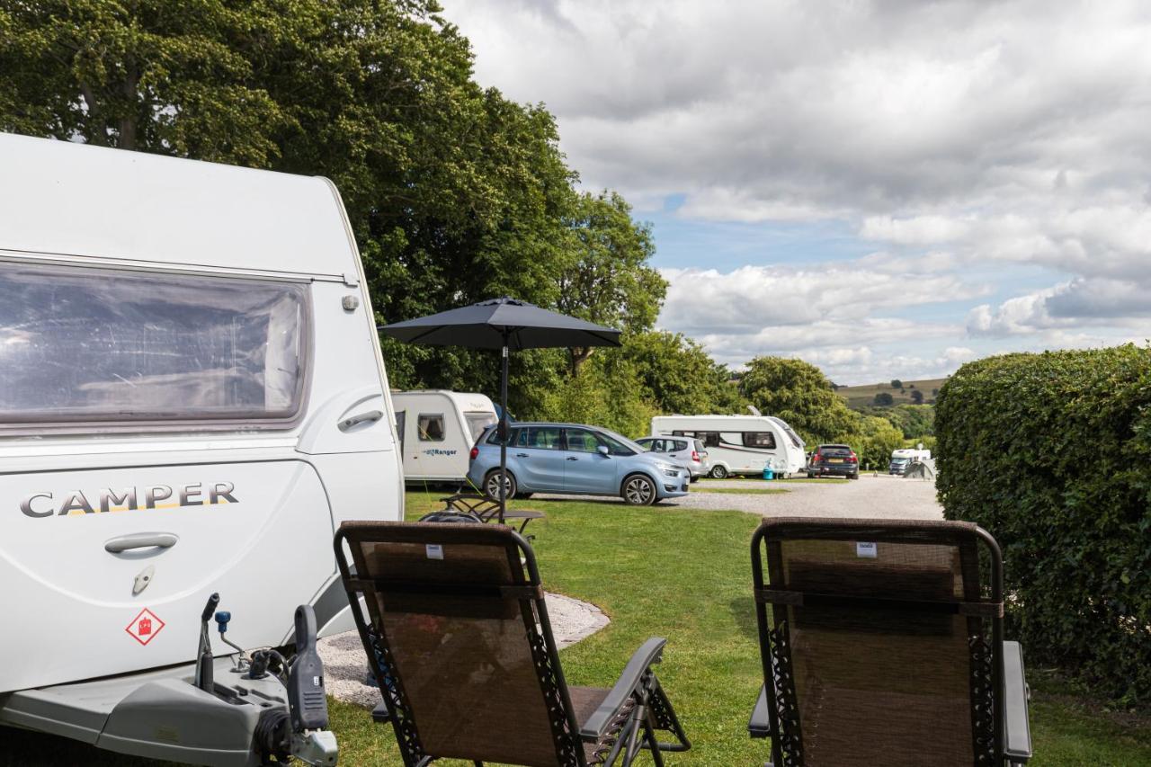 Cosy Caravan On Luxury Campsite Hulme End エクステリア 写真