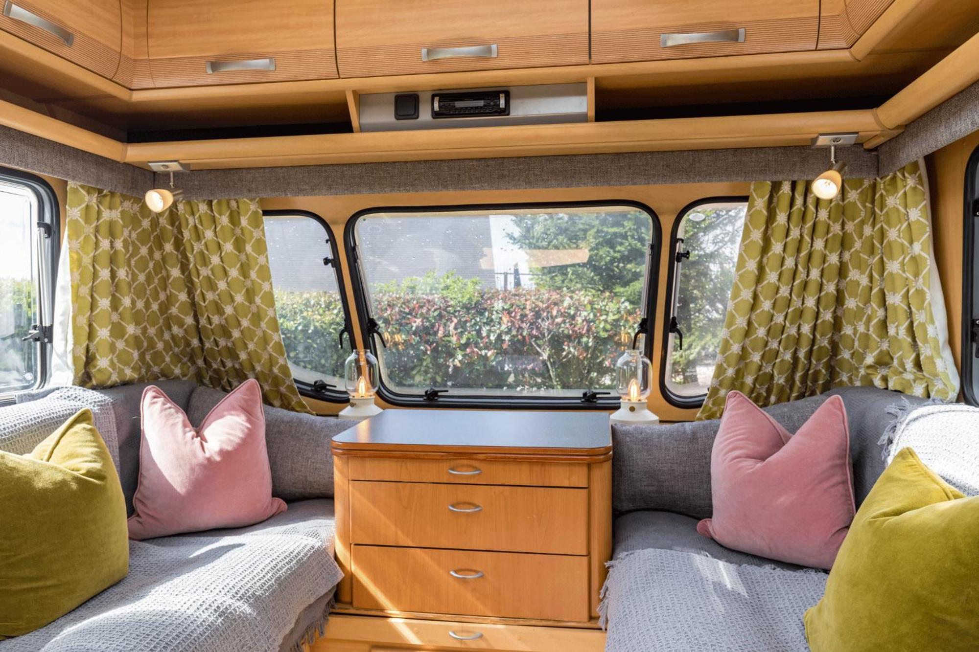 Cosy Caravan On Luxury Campsite Hulme End エクステリア 写真
