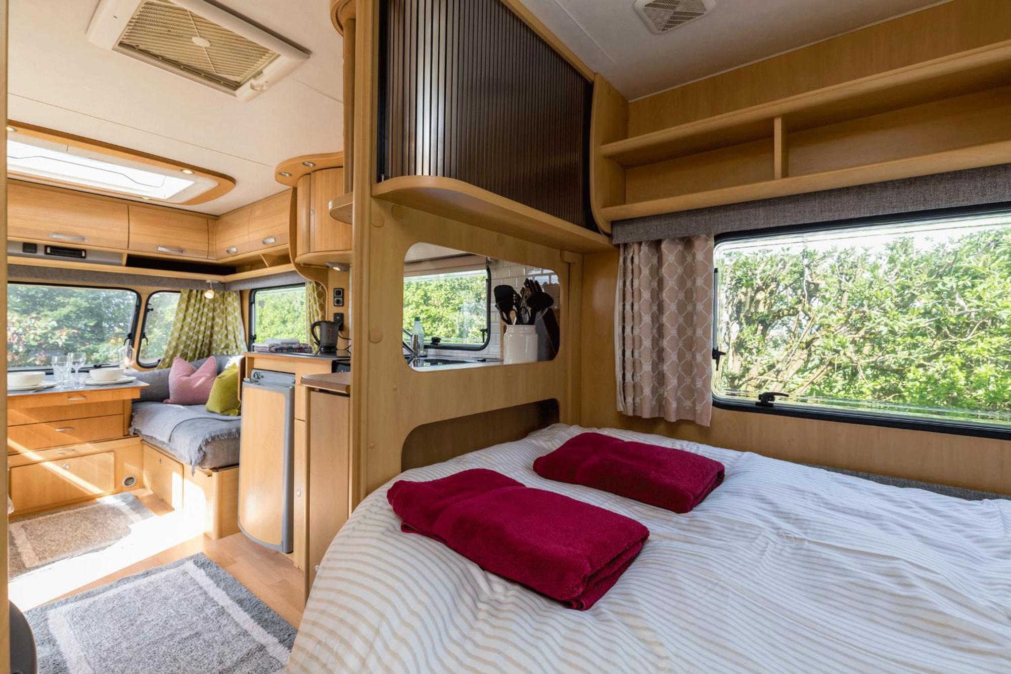 Cosy Caravan On Luxury Campsite Hulme End エクステリア 写真